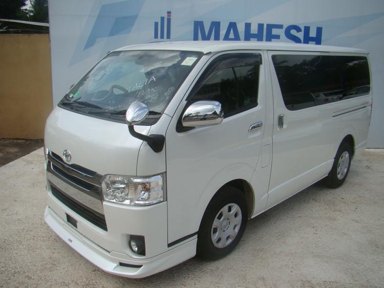 hiace super gl 2014
