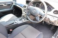 Mercedes Benz-C220