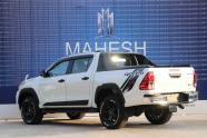 Toyota-Hilux Revo