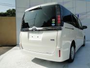 Toyota-Voxy