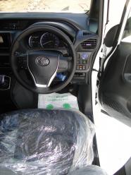Toyota-Voxy